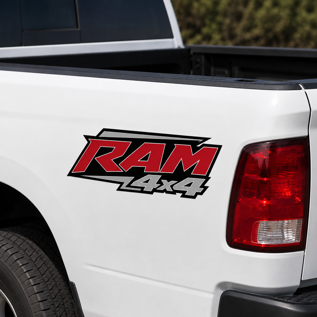 Par de Calcomanías RAM 4x4 – 28 x 9 cm | Diseño Off Road para Camioneta